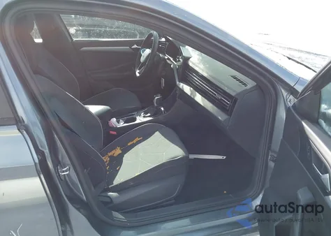 2025 Volkswagen Jetta 1.5T Sport from USA, damaged, VIN 3VWBX7BU9SM049093